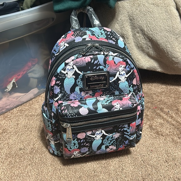 Loungefly Little Mermaid mini backpack - Picture 4 of 4